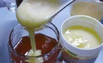 蜂王浆配蜂蜜有什么好处